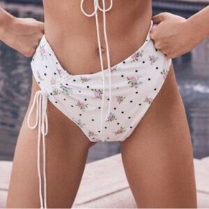 For love and lemons Cindy bikini bottoms size medium